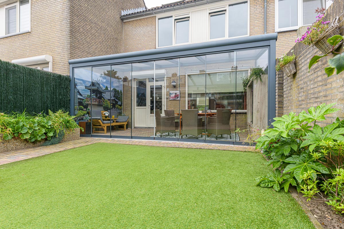 profiline-tuinkamer-polycarbonaat-dak-in-goirle-02_project2024_outdoorpleasure-1